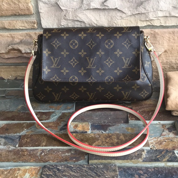 Louis Vuitton Handbags - 🌟authentic louis vuitton